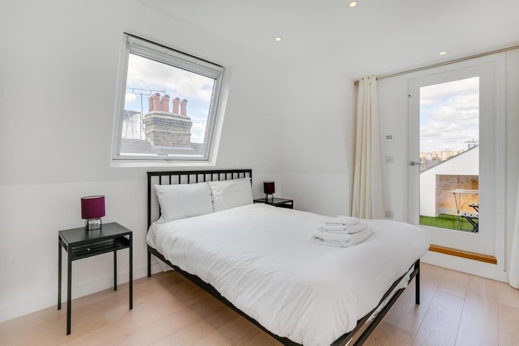 Modern 1 Bedroom Flat In Battersea Londres Exterior foto